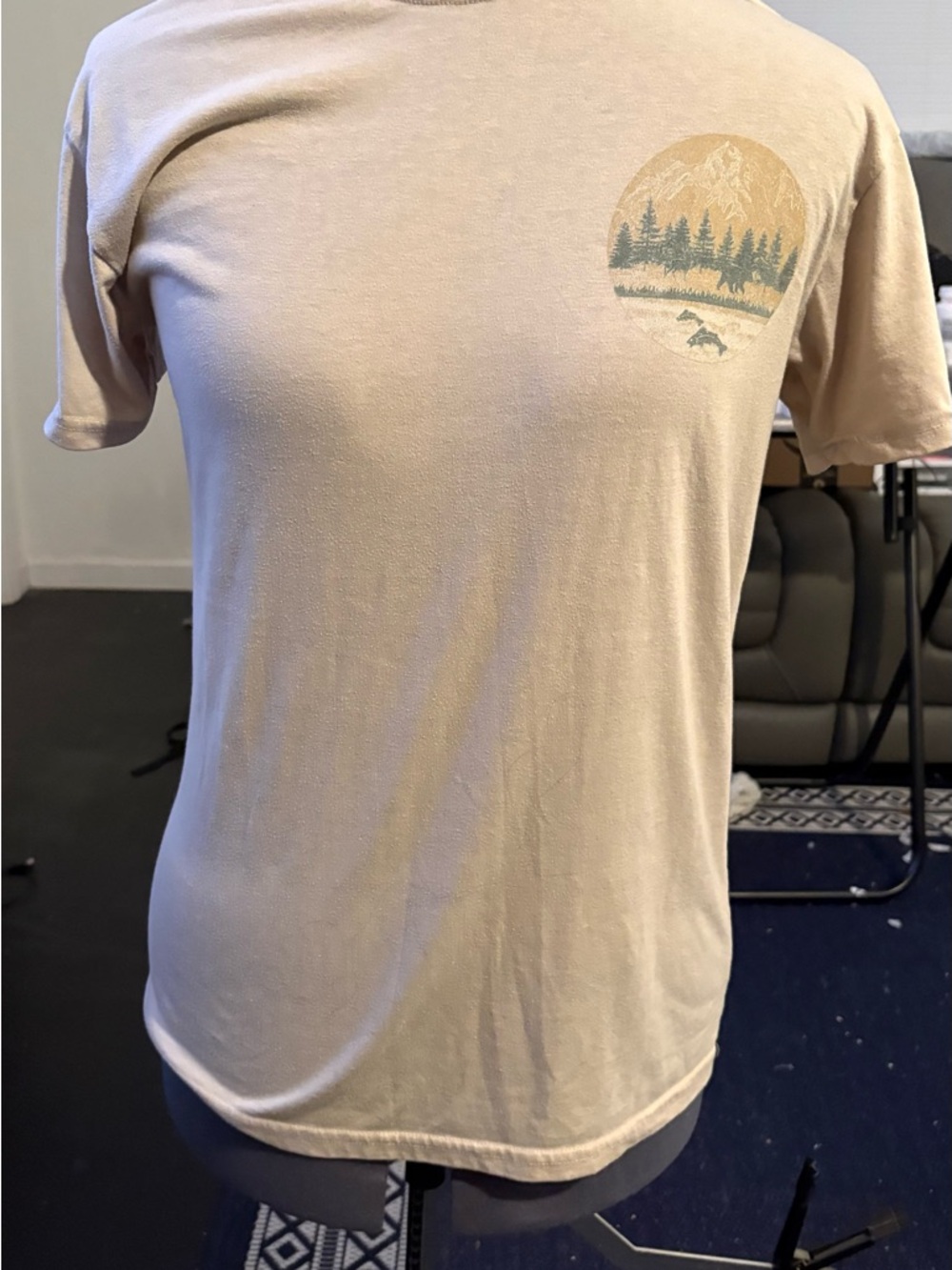 Men's Short Sleeve Graphic Tee in Light Beige